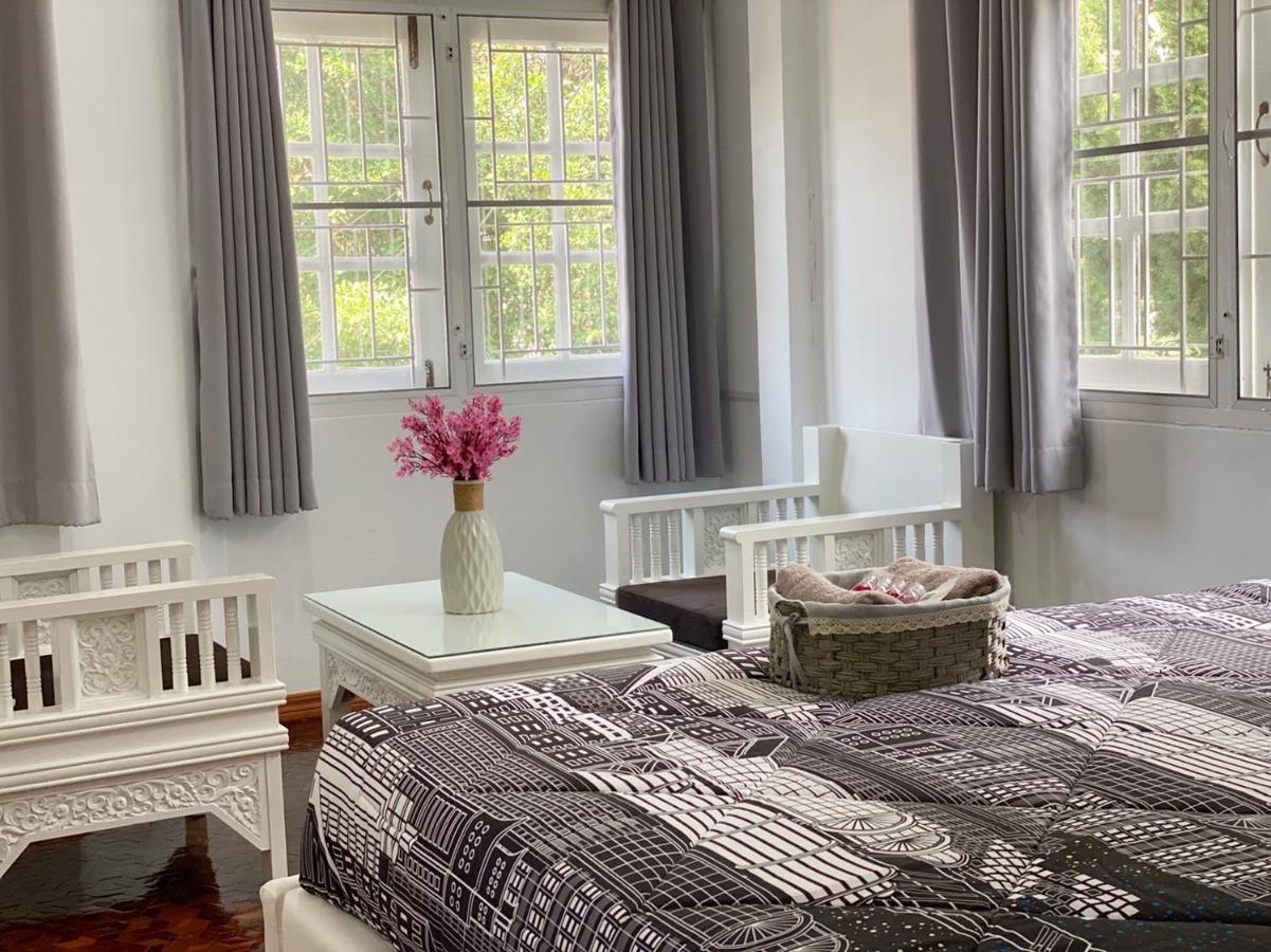 Villa Boxsoon Nimman 2 # 4Beds 3Baths Chiang Mai Esterno foto